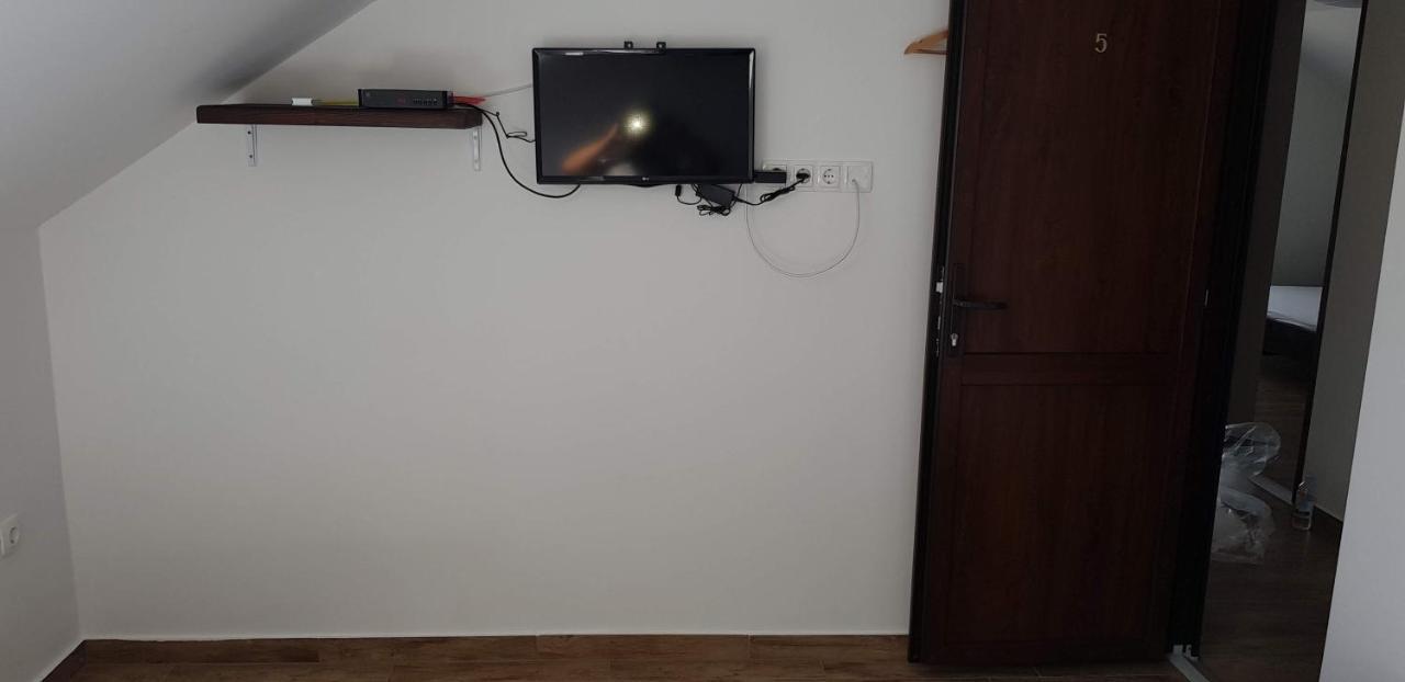 Duna Drava Vendeghaz Penzión pre hostí *