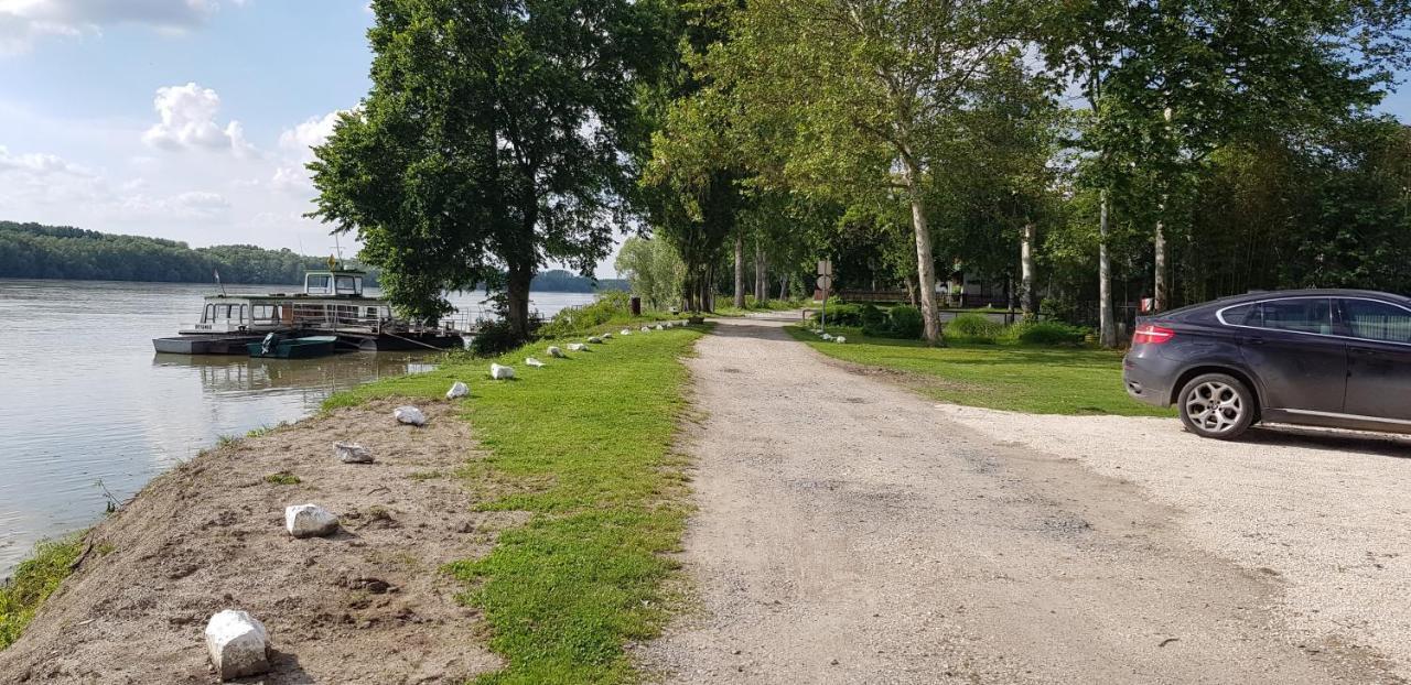 Duna Drava Vendeghaz Penzión pre hostí *